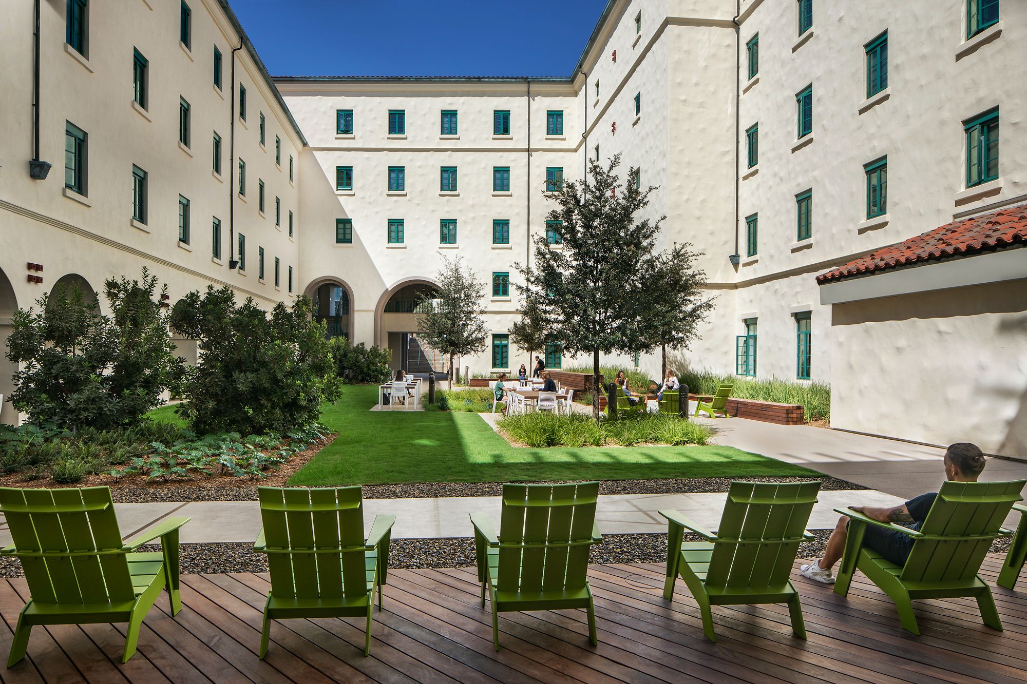 Huaxyacac Courtyard